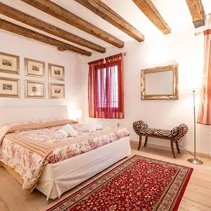  Appartamento San Marco New Romantic