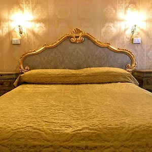 Palazzo Ducale Πανσιόν